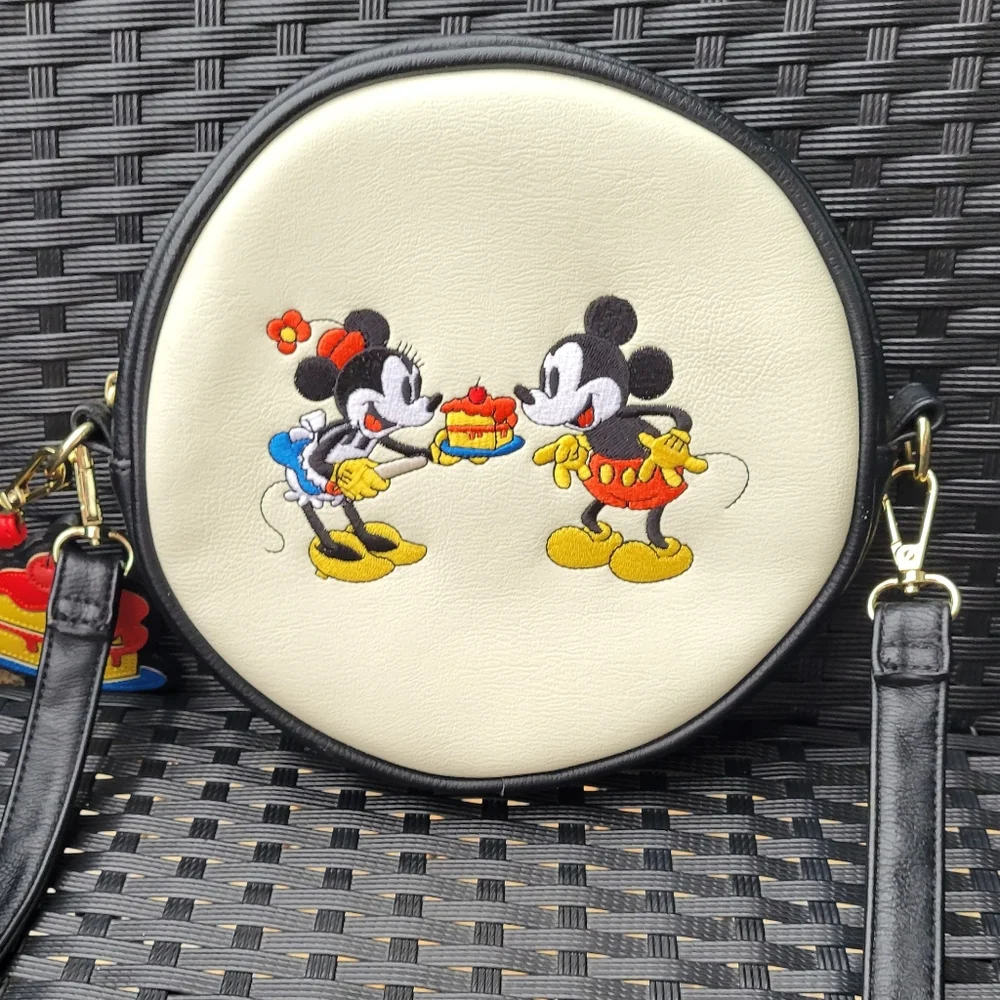 Crossbody - Picture 1 of 3